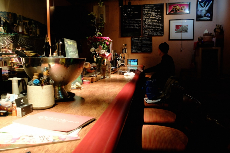 Counter bar at Conami