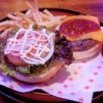 Blue Moon Cafe - Cheese burger