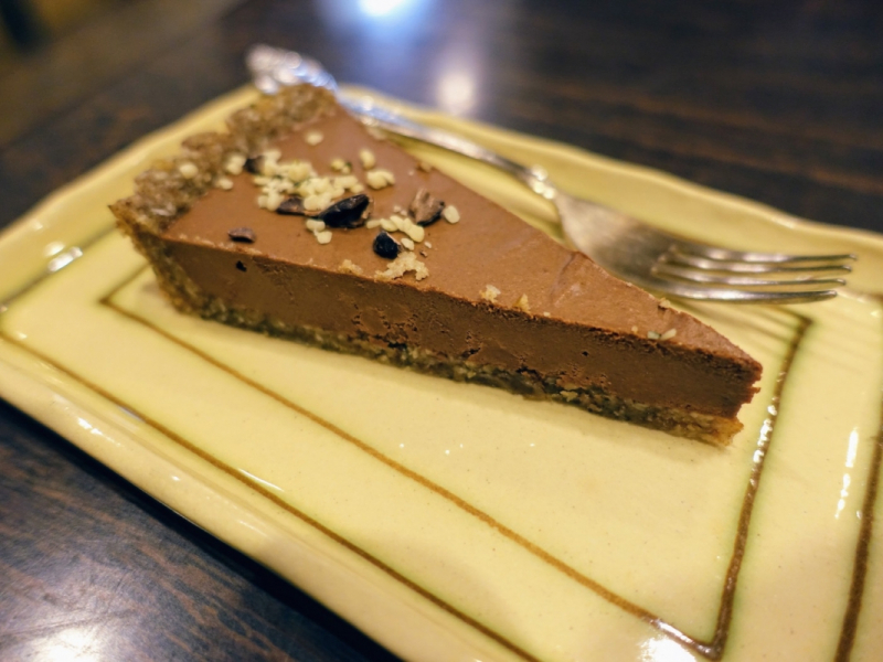 Raw hemp chocolate tart