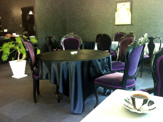 Inside La Chouette cafe