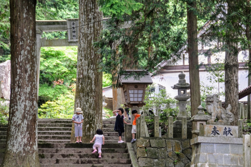 Mibu Hachiman Shrine 12