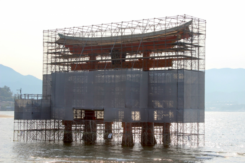 Miyajima torii under scaffold 2013 close up