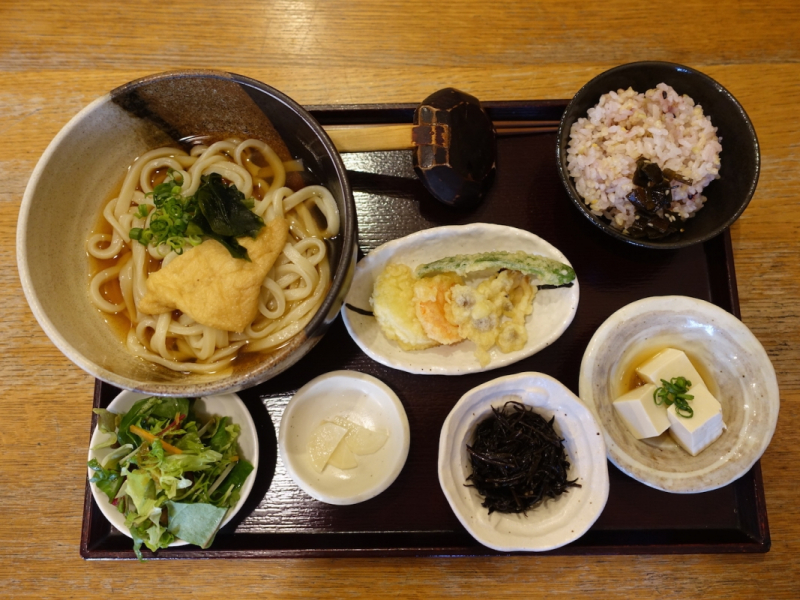 Sanuki Udon Komugi set meal