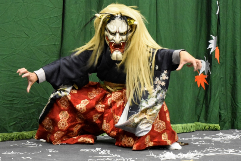 The tsuchigumo stance
