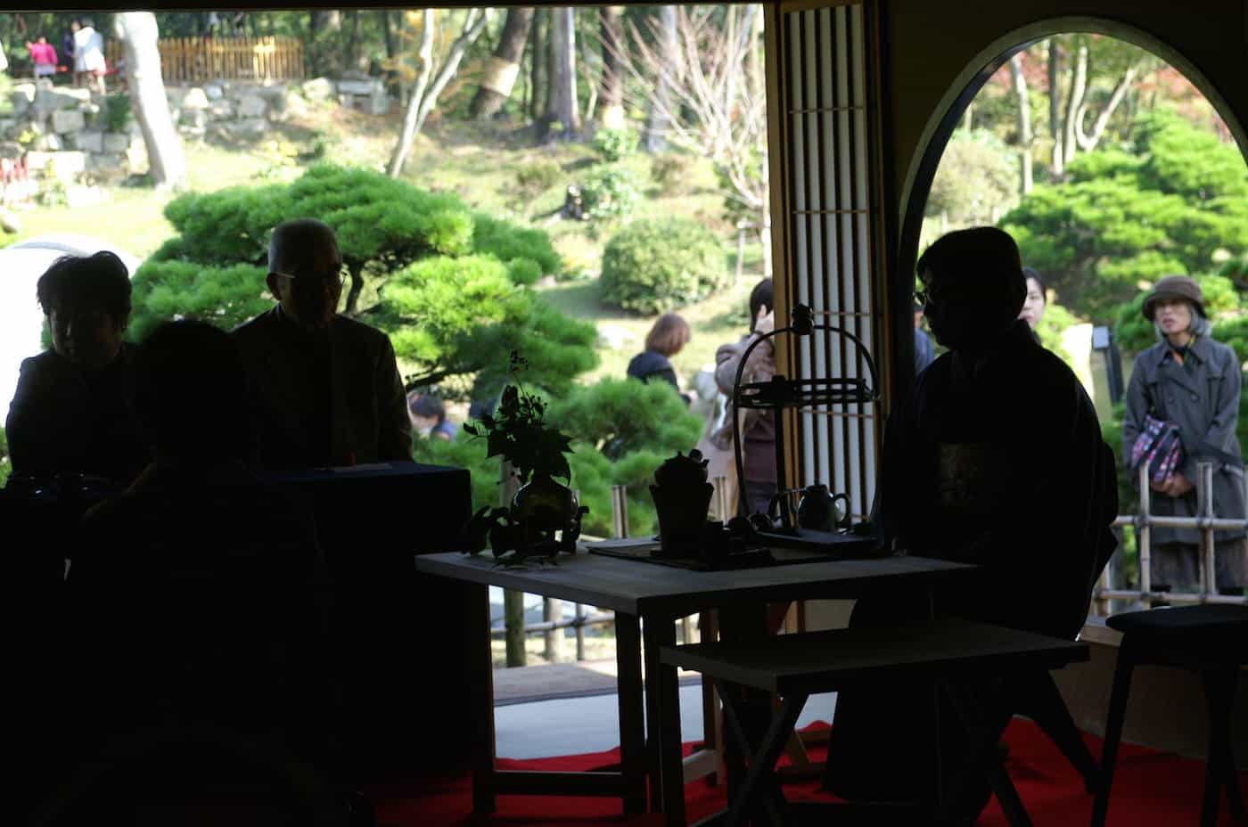 momiji tea ceremony shukkei-en garden in hiroshima japan