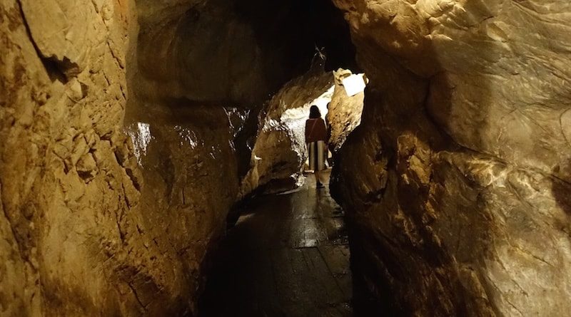 hakuuundo limestone caves taishaku hiroshima 白雲洞 帝釈峡 広島