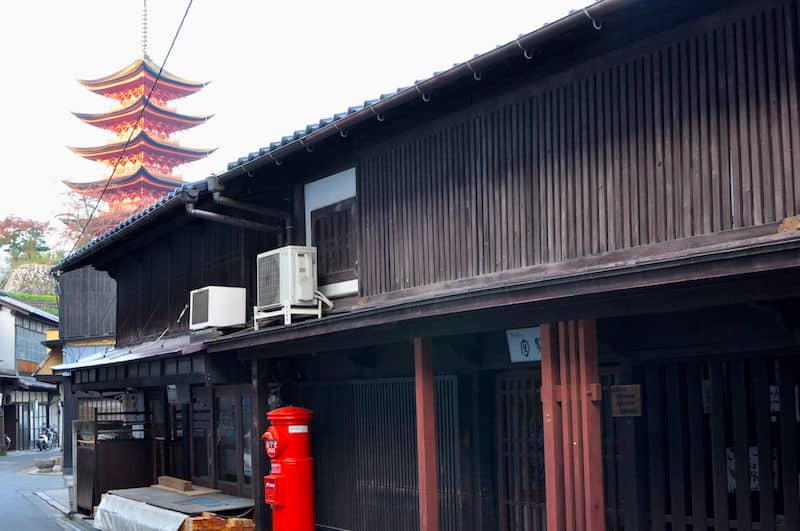 Empty Backstreet & 5-story Pagoda