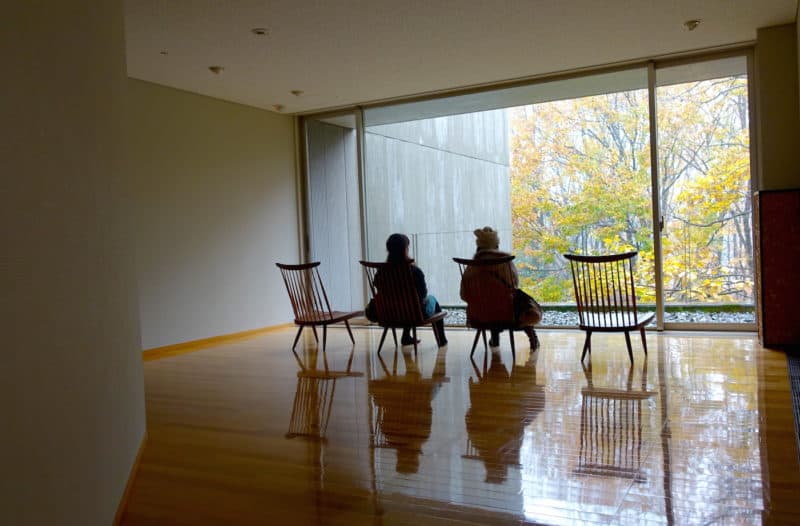 okuda-genso-sayume-art-museum-seating-area