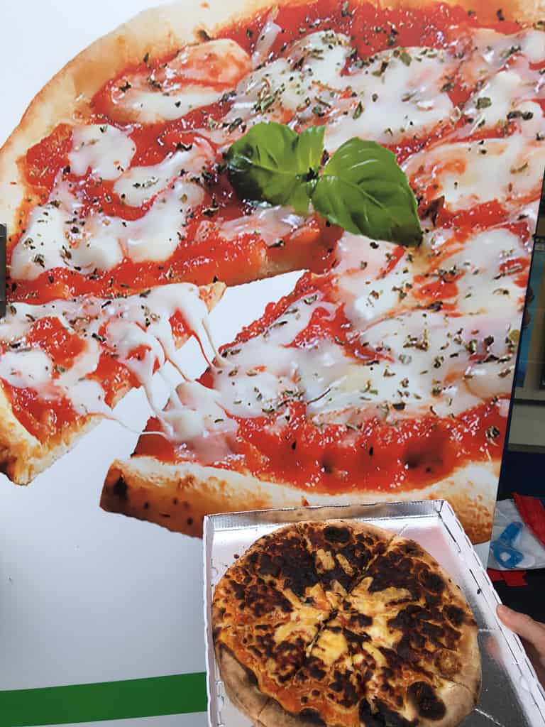 24h Pizza Vending Machine Get Hiroshima