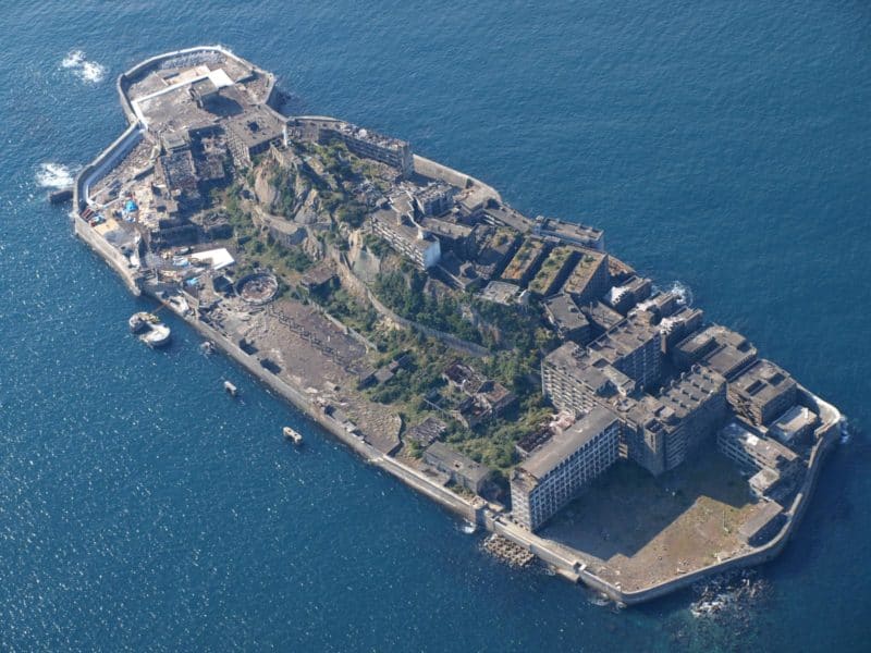 Hashihama Gunkanjima Battleship Island Japan 