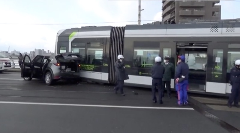 hiroshima tram collision