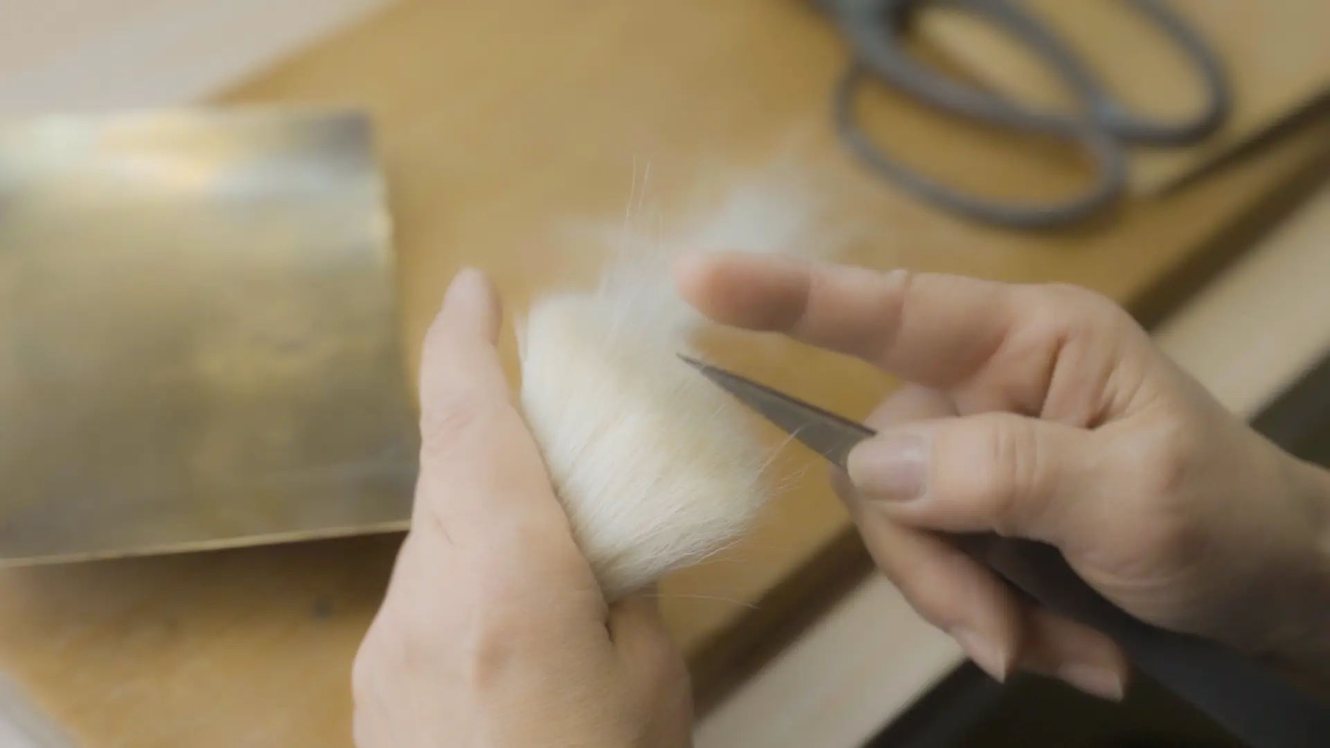 Bunkodo - Removing stray hairs