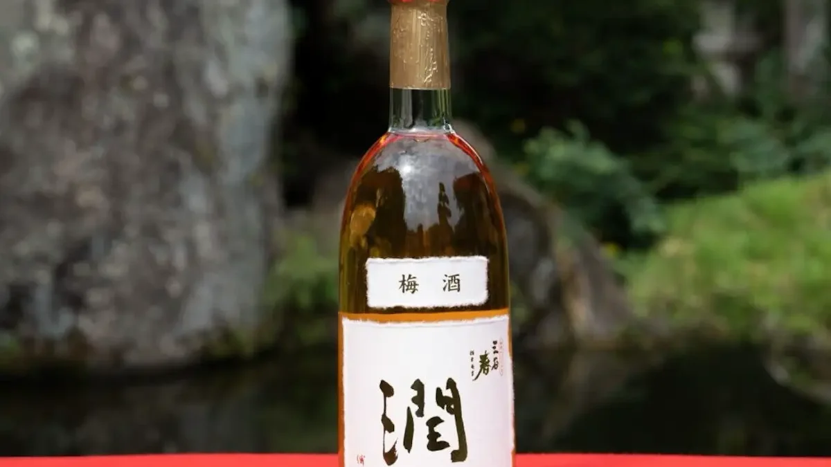 220-year-old island brewer awarded international sake prize 220-year-old island brewer awarded international sake prize