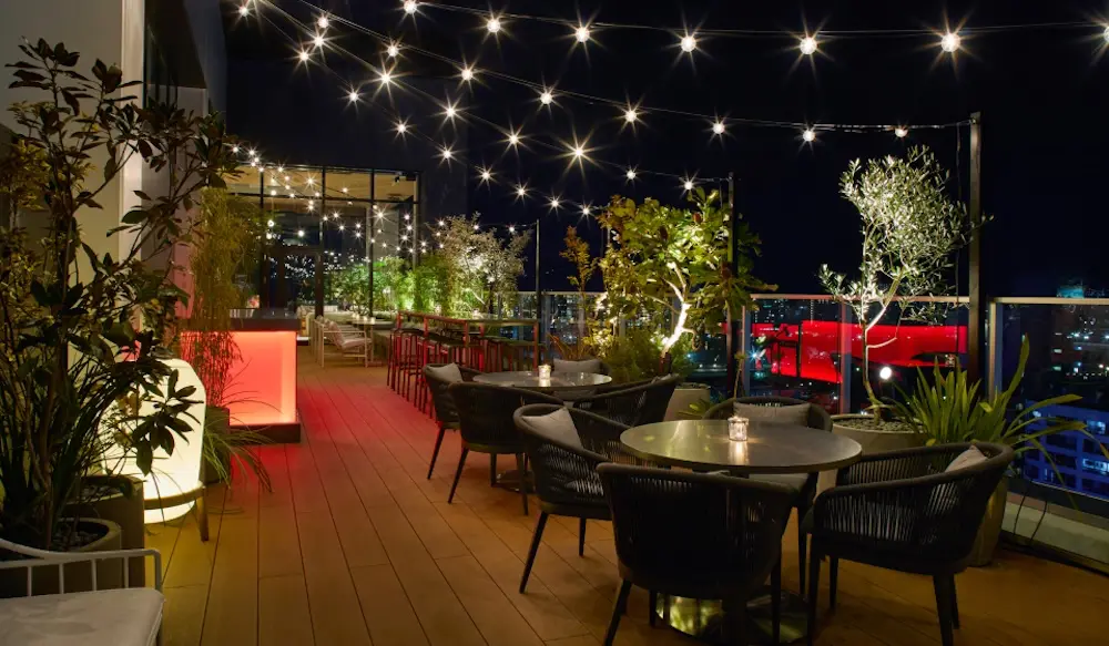 knot hiroshima -rooftop bar